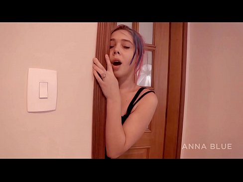 ❤️ Nilirudi kwa kaka yangu. Nilifanya mapenzi na mpenzi wake. malipo ya wasagaji. Ngono bora ❌️❤